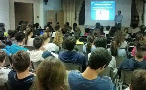 Ενημέρωση για τη σωστή στάση και ανάπτυξη του σώματος