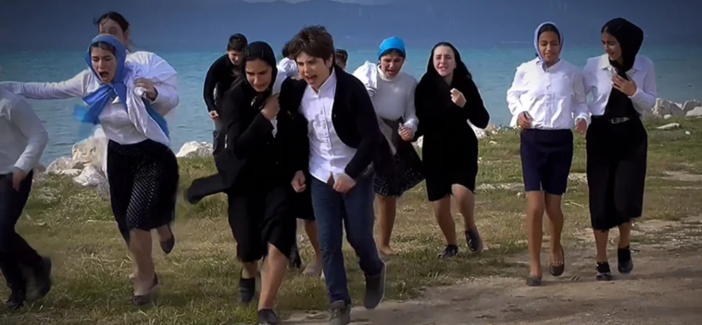 Θες να μάθεις τι έγινε πραγματικά; - 1ο Βραβείο σε Διεθνή Διαγωνισμό (2)